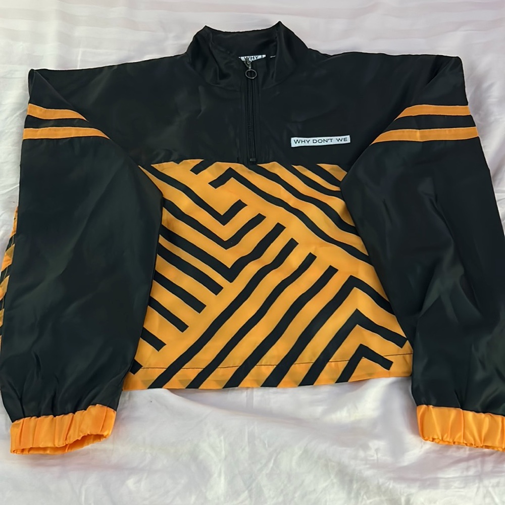 why don’t we retro crop windbreaker